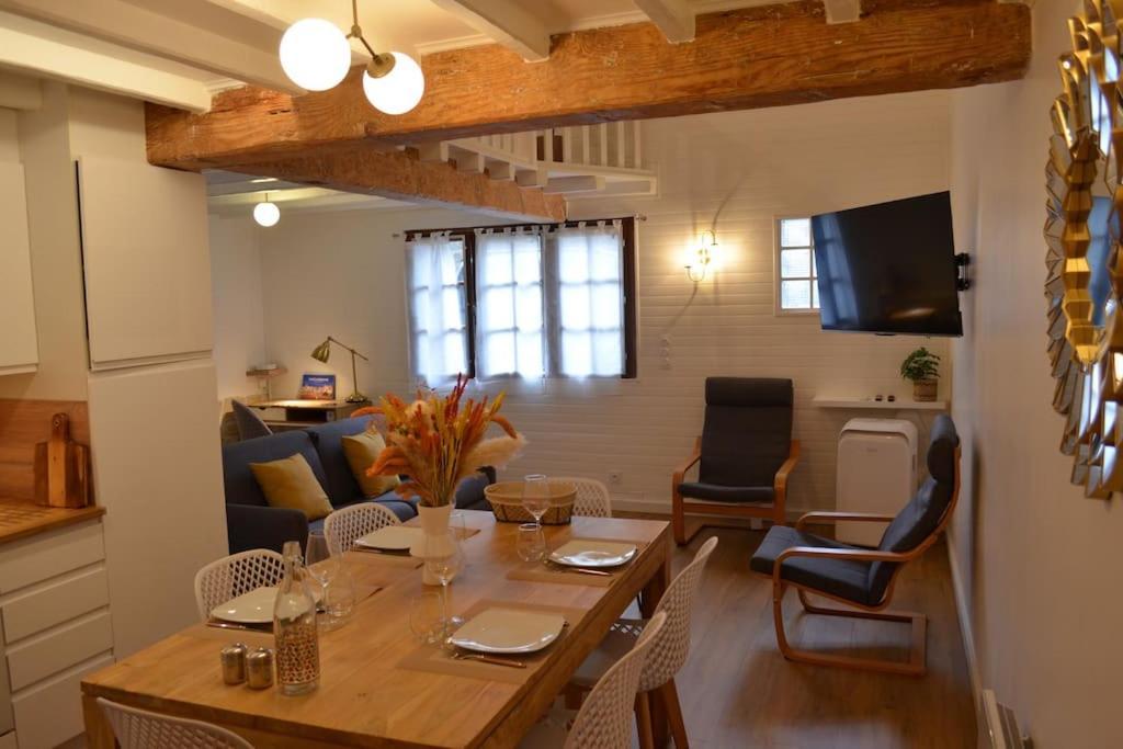Charmant Appartement - Proche Chateau Cite Carcassonne Luaran gambar